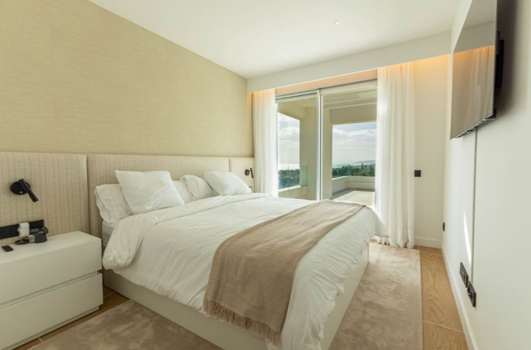 3 makuuhuone Kattohuoneisto myytävänä paikassa Estepona mukana uima-altaan 
autotalli - 1 295 000 € (Ref: 9616329)