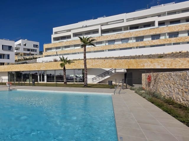 3 quarto Penthouse para venda em Estepona com piscina garagem - 1 295 000 € (Ref: 9616329)