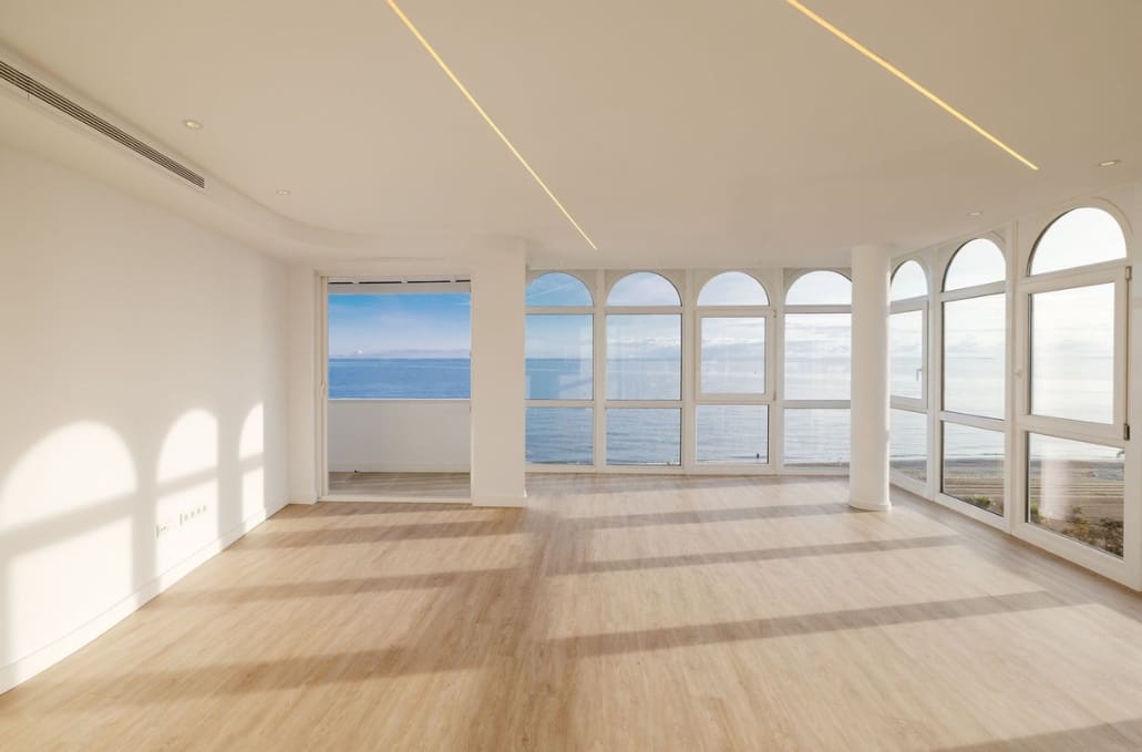 3 makuuhuone Kattohuoneisto myytävänä paikassa Estepona mukana 
autotalli - 1 159 000 € (Ref: 9616330)