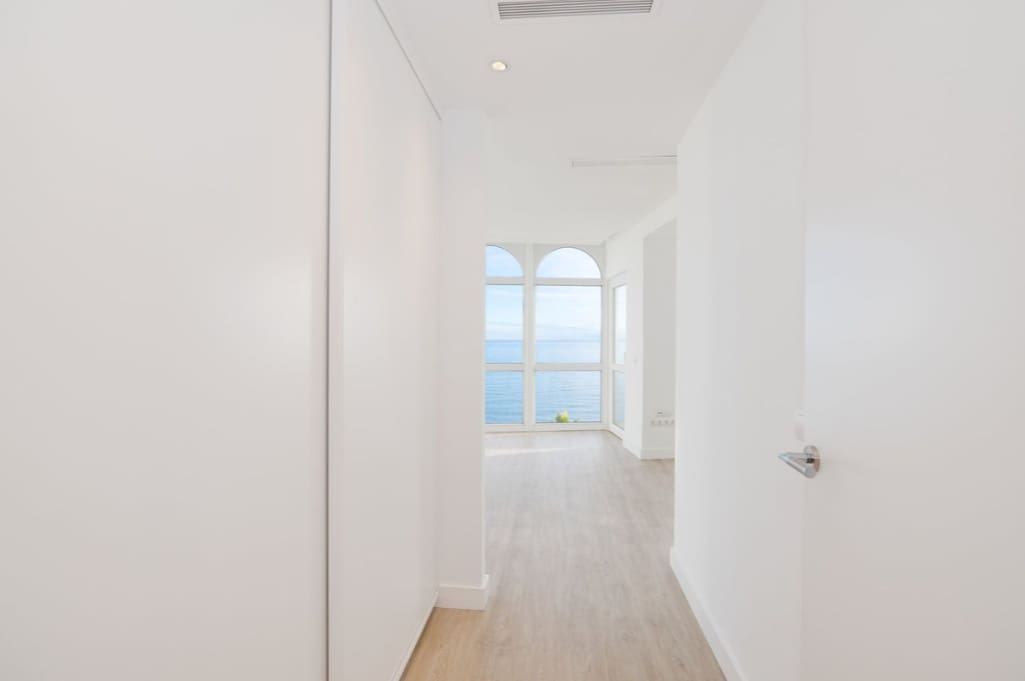 3 makuuhuone Kattohuoneisto myytävänä paikassa Estepona mukana 
autotalli - 1 159 000 € (Ref: 9616330)