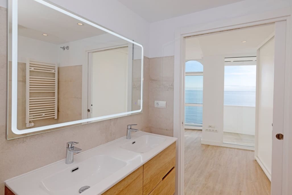 3 makuuhuone Kattohuoneisto myytävänä paikassa Estepona mukana 
autotalli - 1 159 000 € (Ref: 9616330)