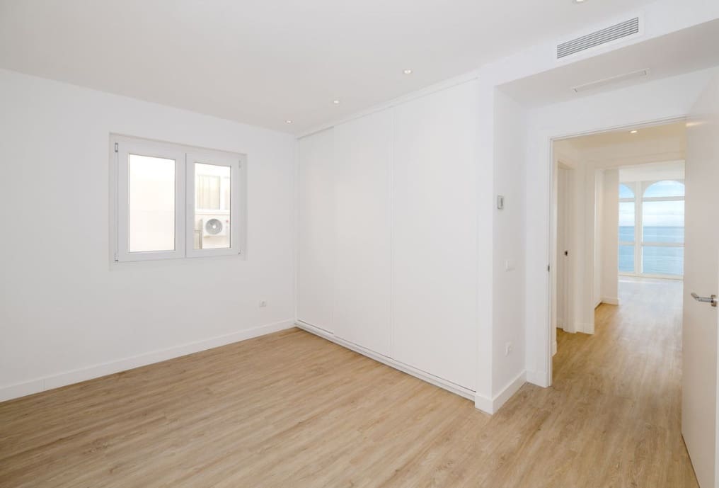 3 makuuhuone Kattohuoneisto myytävänä paikassa Estepona mukana 
autotalli - 1 159 000 € (Ref: 9616330)