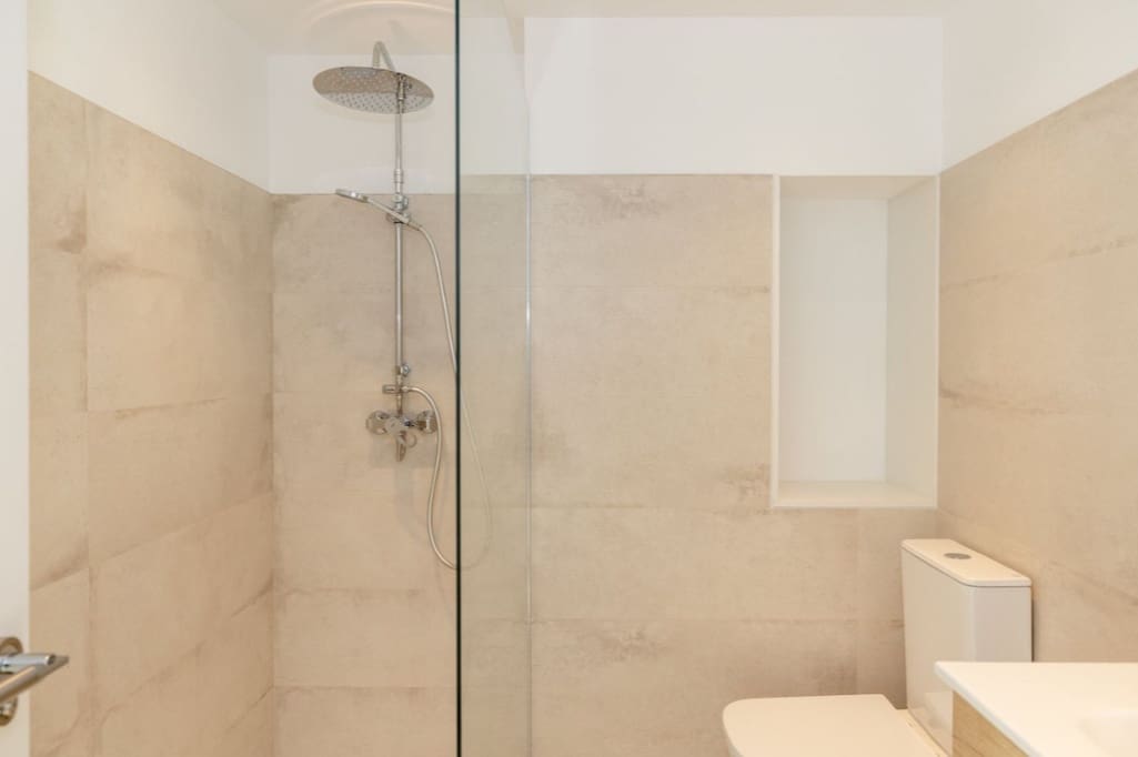 3 makuuhuone Kattohuoneisto myytävänä paikassa Estepona mukana 
autotalli - 1 159 000 € (Ref: 9616330)