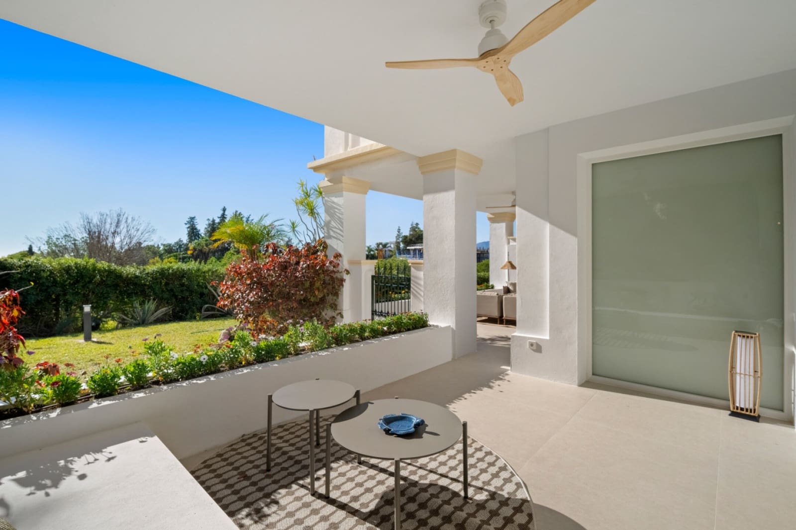 Apartamento de 4 habitaciones en Marbella en venta con piscina garaje - 2.450.000 € (Ref: 9616331)