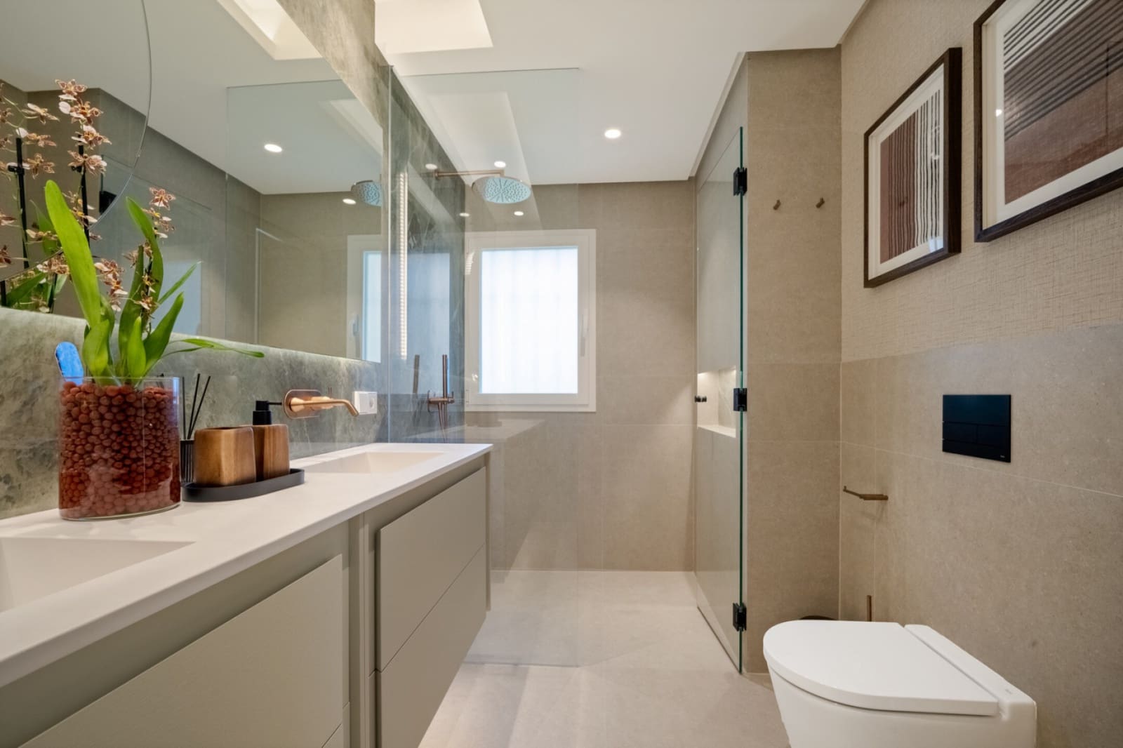 Apartamento de 4 habitaciones en Marbella en venta con piscina garaje - 2.450.000 € (Ref: 9616331)