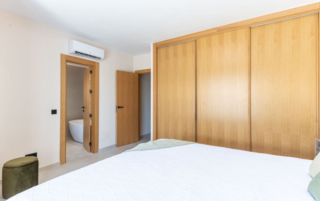 4 Zimmer Haus zu verkaufen in Estepona mit Pool Garage - 695.000 € (Ref: 9616334)