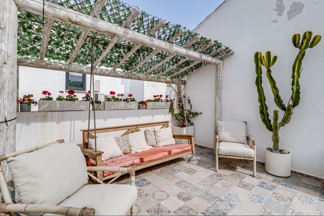 3 bedroom Townhouse for sale in Estepona - € 995,000 (Ref: 9616335)