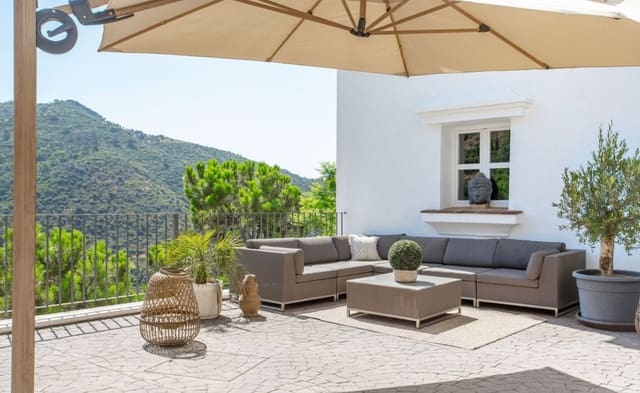 5 chambre Villa/Maison à vendre à Marbella avec piscine garage - 2 300 000 € (Ref: 9616336)