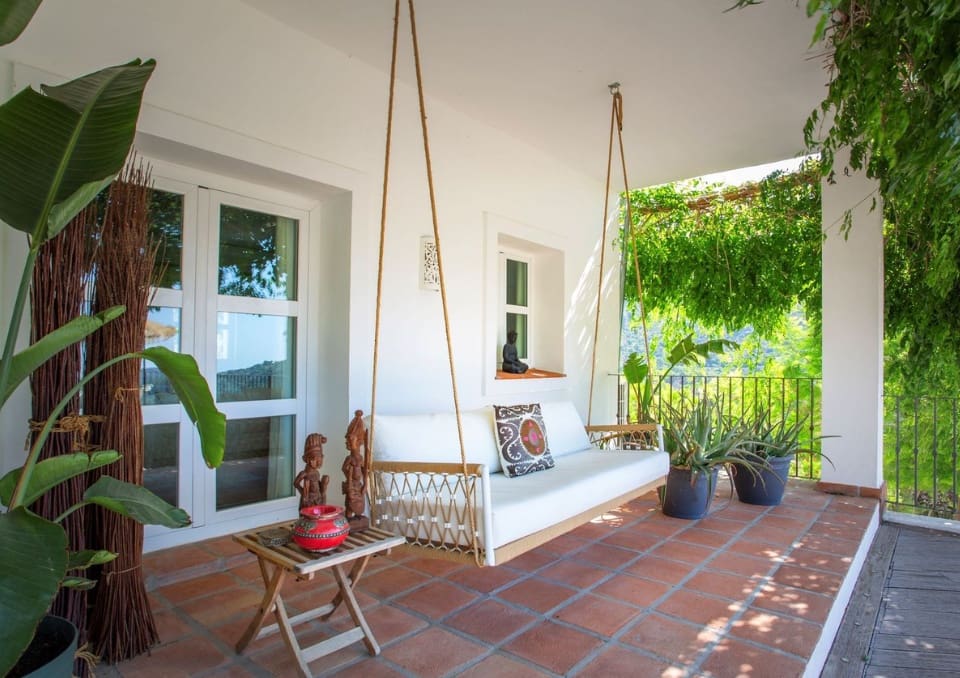 5 makuuhuone Huvila myytävänä paikassa Marbella mukana uima-altaan 
autotalli - 2 300 000 € (Ref: 9616336)