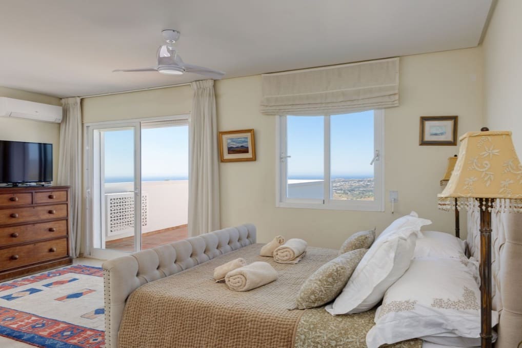 6 soveværelse Villa til salg i Mijas med swimmingpool garage - € 1.850.000 (Ref: 9616337)