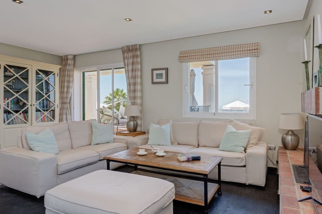 6 soveværelse Villa til salg i Mijas med swimmingpool garage - € 1.850.000 (Ref: 9616337)