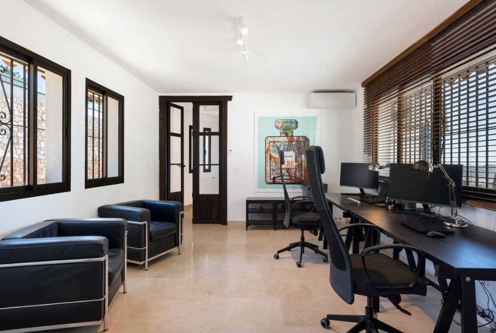 6 Zimmer Villa zu verkaufen in Mijas mit Pool Garage - 1.995.000 € (Ref: 9616338)