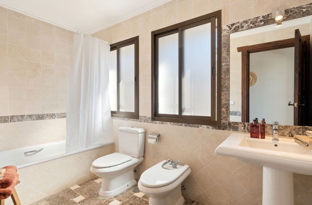 6 Zimmer Villa zu verkaufen in Mijas mit Pool Garage - 1.995.000 € (Ref: 9616338)