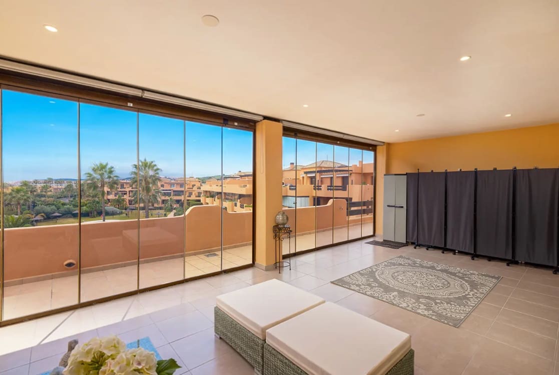 2 bedroom Penthouse for sale in Casares with pool garage - € 490,000 (Ref: 9616339)