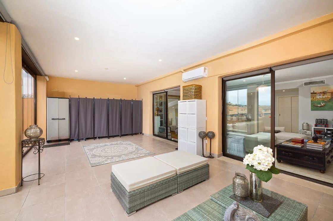 2 soverom Penthouse til salgs i Casares med svømmebasseng garasje - € 490 000 (Ref: 9616339)