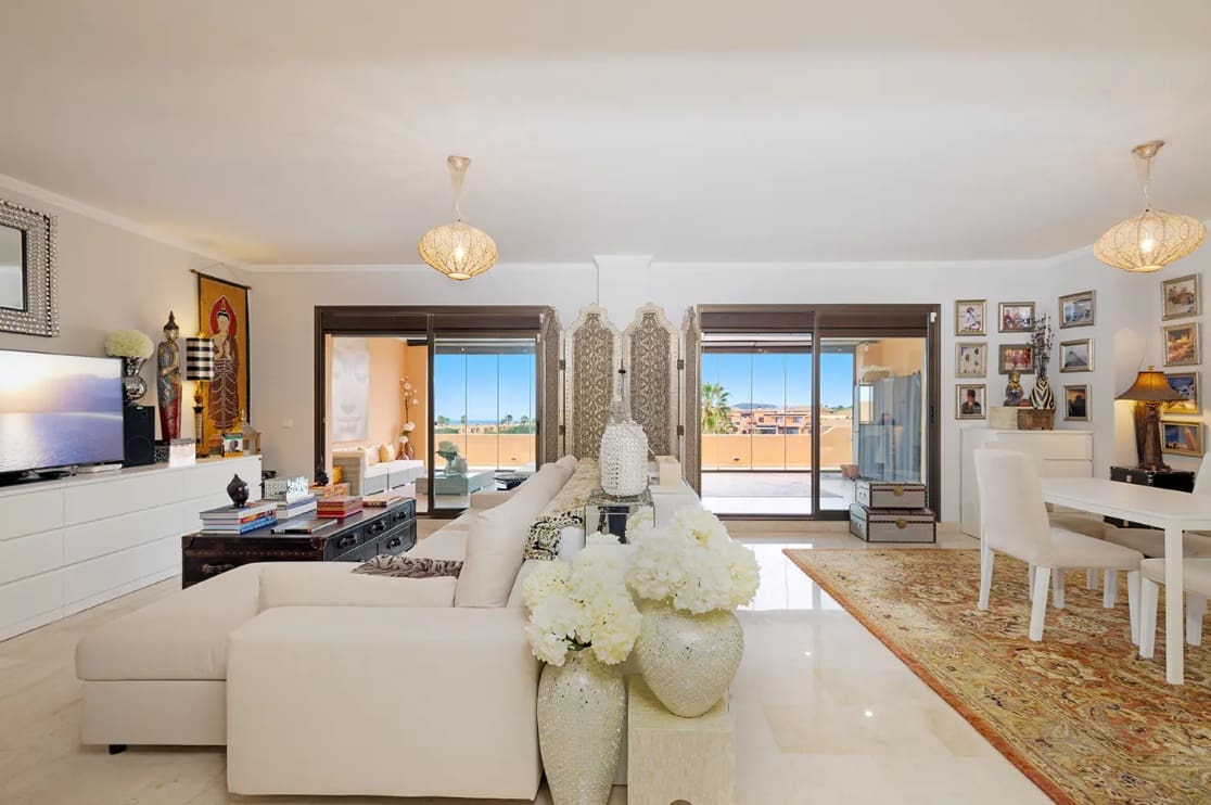 2 soverom Penthouse til salgs i Casares med svømmebasseng garasje - € 490 000 (Ref: 9616339)