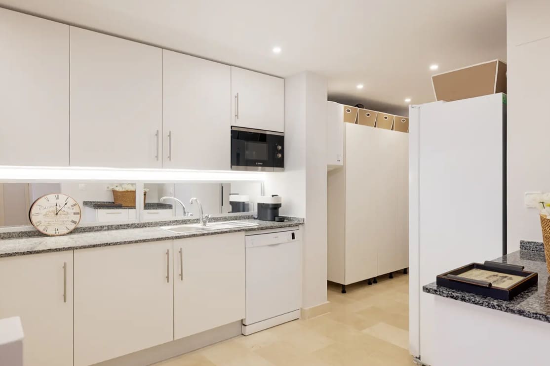2 soverom Penthouse til salgs i Casares med svømmebasseng garasje - € 490 000 (Ref: 9616339)