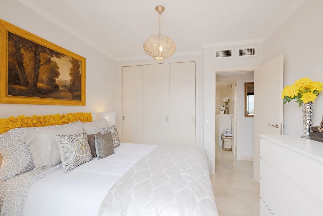 2 soverom Penthouse til salgs i Casares med svømmebasseng garasje - € 490 000 (Ref: 9616339)
