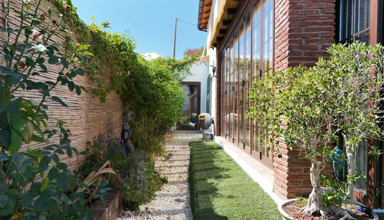 3 chambre Villa/Maison à vendre à Marbella avec piscine garage - 400 000 € (Ref: 9616340)