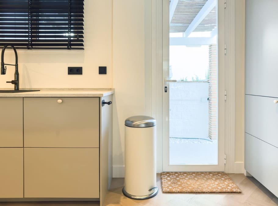 3 bedroom Villa for sale in Mijas Costa with pool - € 1,095,000 (Ref: 9616341)