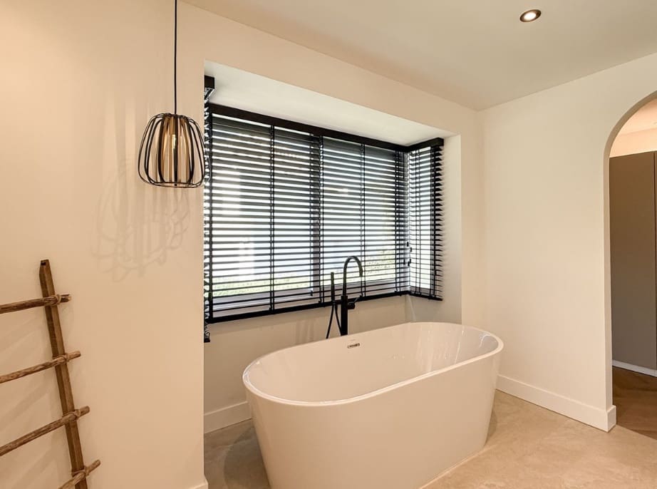 3 bedroom Villa for sale in Mijas Costa with pool - € 1,095,000 (Ref: 9616341)