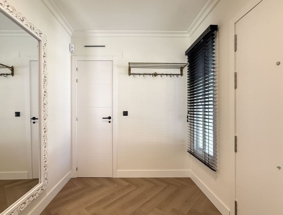 3 bedroom Villa for sale in Mijas Costa with pool - € 1,095,000 (Ref: 9616341)