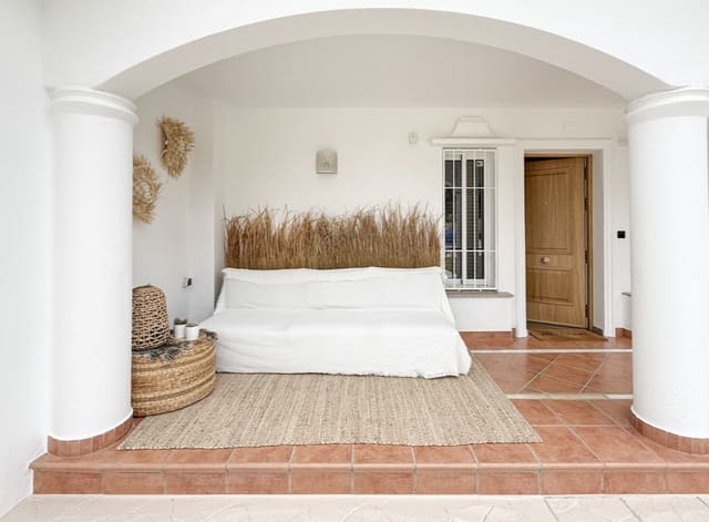 3 chambre Villa/Maison à vendre à Mijas Costa, Mijas avec piscine - 1 095 000 € (Ref: 9616341)