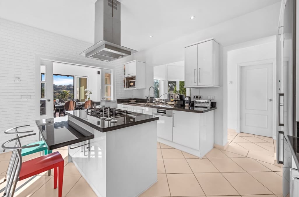 6 slaapkamer Villa te koop in Sotogrande met zwembad garage - € 2.250.000 (Ref: 9616345)