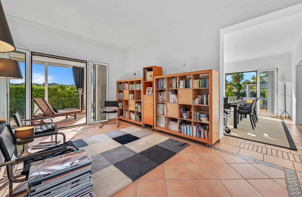 6 slaapkamer Villa te koop in Sotogrande met zwembad garage - € 2.250.000 (Ref: 9616345)