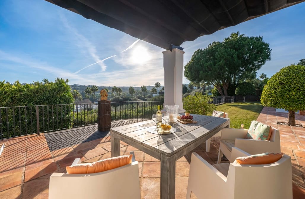 6 sypialnia Willa na sprzedaż w Sotogrande z basenem garażem - 2 250 000 € (Ref: 9616345)