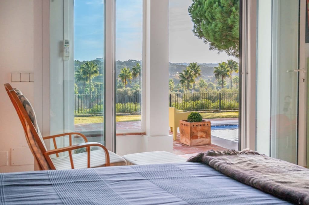 6 sypialnia Willa na sprzedaż w Sotogrande z basenem garażem - 2 250 000 € (Ref: 9616345)