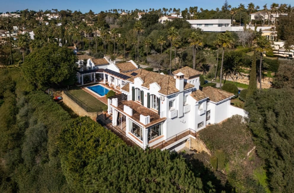 6 sypialnia Willa na sprzedaż w Sotogrande z basenem garażem - 2 250 000 € (Ref: 9616345)