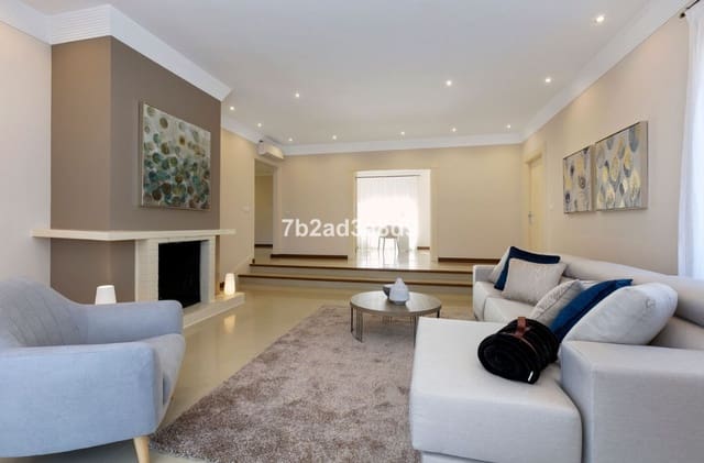 6 bedroom Villa for sale in Sotogrande Costa, San Roque with pool garage - € 1,550,000 (Ref: 9616346)