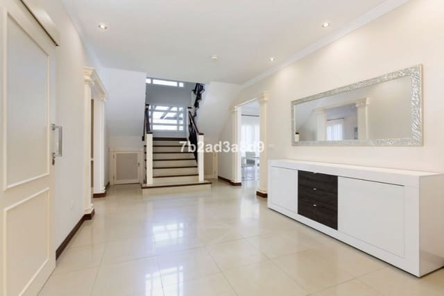 6 chambre Villa/Maison à vendre à Sotogrande Costa, San Roque avec piscine garage - 1 550 000 € (Ref: 9616346)