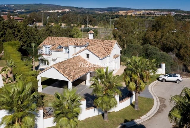 6 chambre Villa/Maison à vendre à Sotogrande Costa, San Roque avec piscine garage - 1 550 000 € (Ref: 9616346)