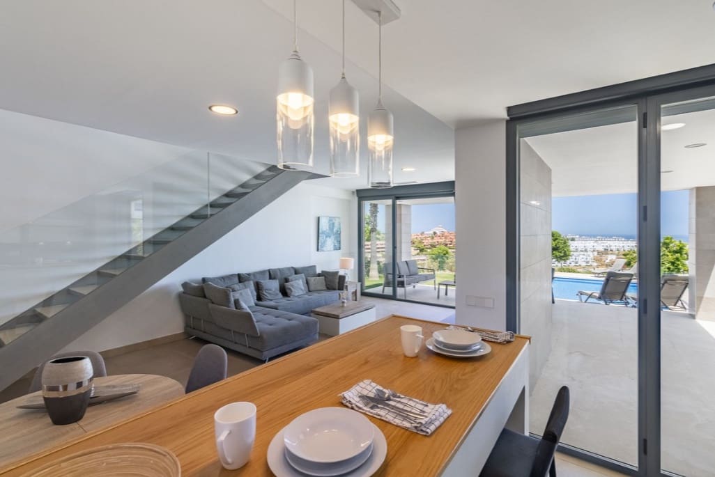 4 soveværelse Villa til salg i Sotogrande med swimmingpool garage - € 1.150.000 (Ref: 9616350)