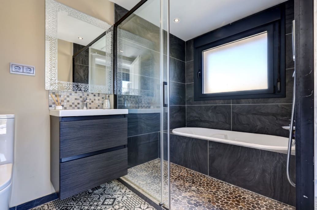 4 bedroom Villa for sale in Casares with pool garage - € 2,200,000 (Ref: 9616357)