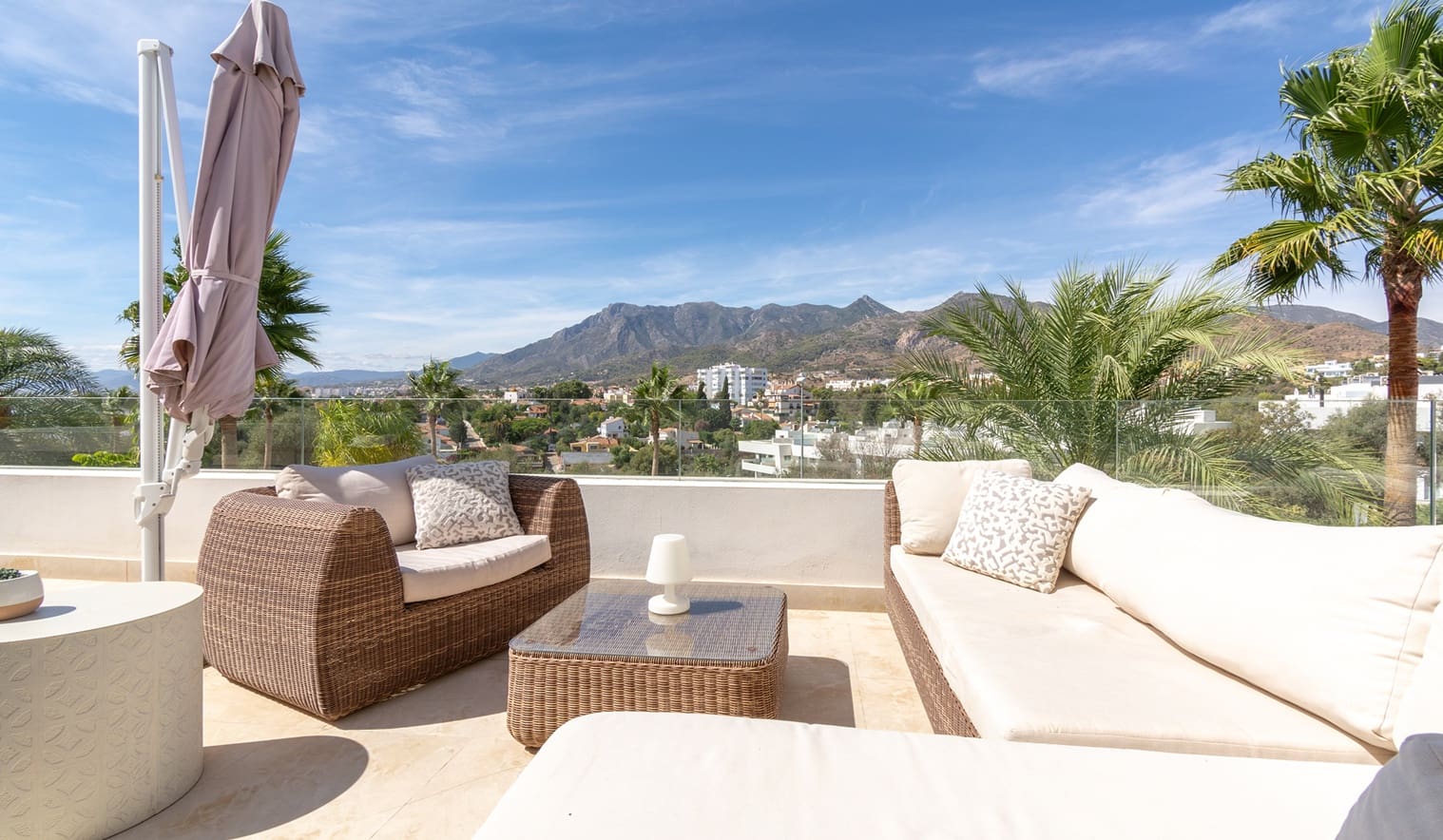 3 Zimmer Villa zu verkaufen in Marbella mit Pool Garage - 2.295.000 € (Ref: 9616360)