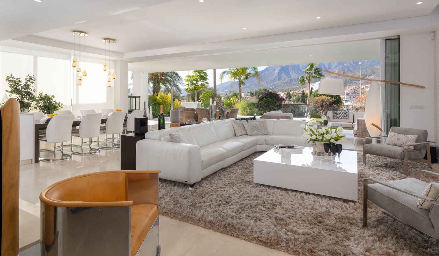 3 Zimmer Villa zu verkaufen in Marbella mit Pool Garage - 2.295.000 € (Ref: 9616360)