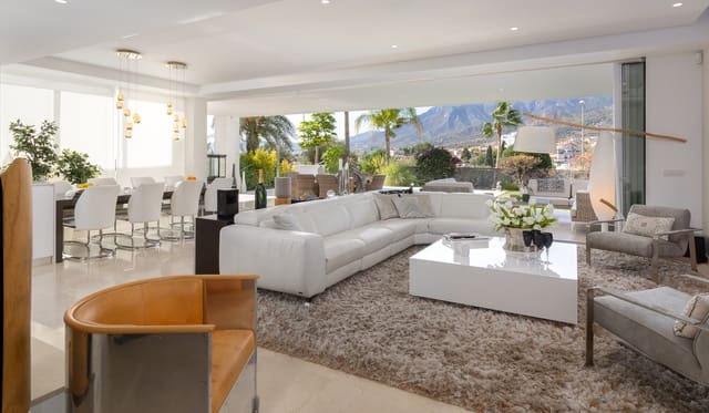 3 Zimmer Villa zu verkaufen in Marbella mit Pool Garage - 2.295.000 € (Ref: 9616360)