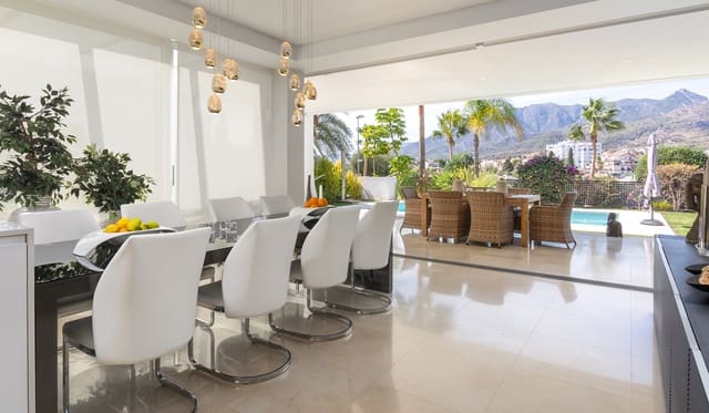 3 Zimmer Villa zu verkaufen in Marbella mit Pool Garage - 2.295.000 € (Ref: 9616360)