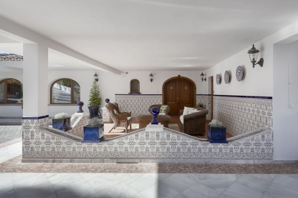 4 Zimmer Villa zu verkaufen in Coin mit Pool Garage - 950.000 € (Ref: 9616362)