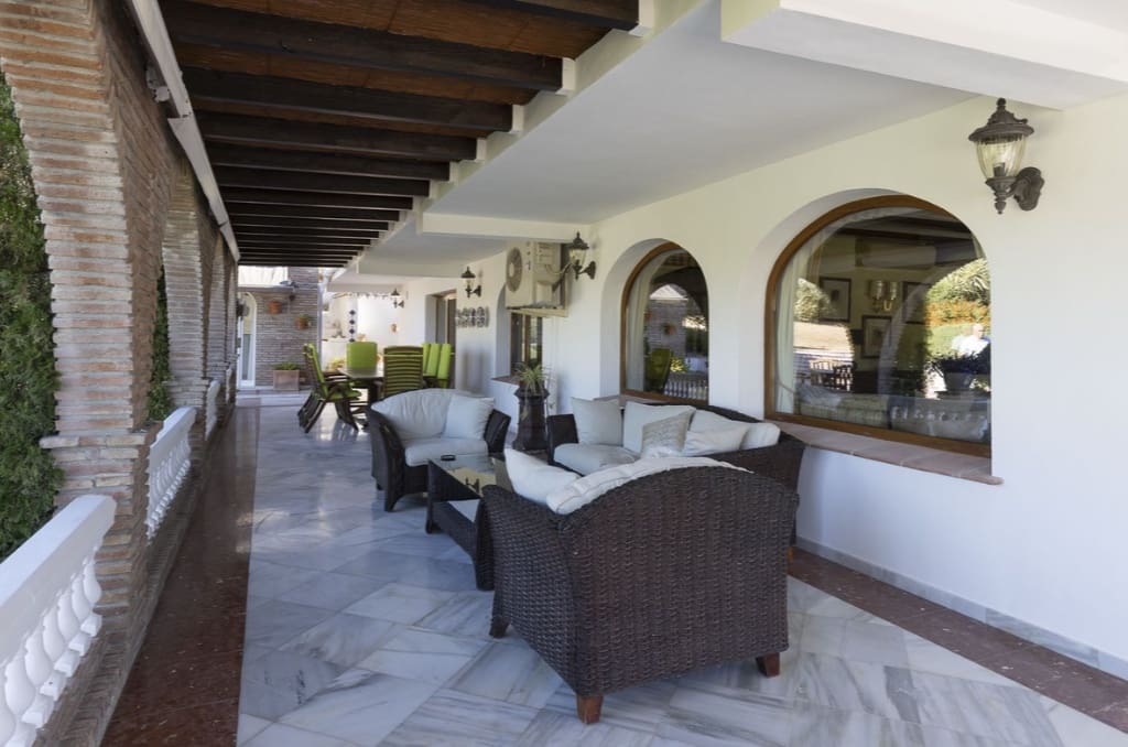 4 Zimmer Villa zu verkaufen in Coin mit Pool Garage - 950.000 € (Ref: 9616362)