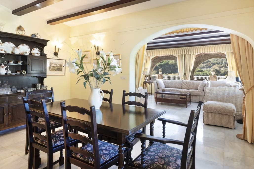 4 Zimmer Villa zu verkaufen in Coin mit Pool Garage - 950.000 € (Ref: 9616362)