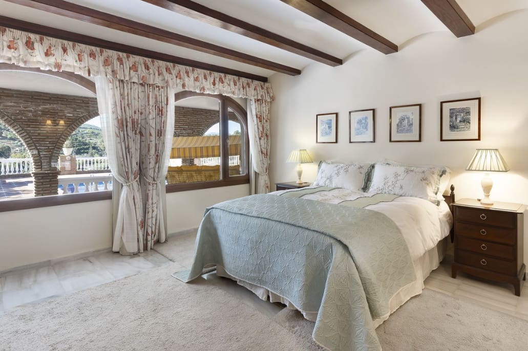 4 Zimmer Villa zu verkaufen in Coin mit Pool Garage - 950.000 € (Ref: 9616362)