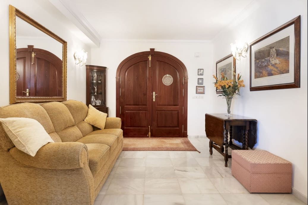 4 Zimmer Villa zu verkaufen in Coin mit Pool Garage - 950.000 € (Ref: 9616362)