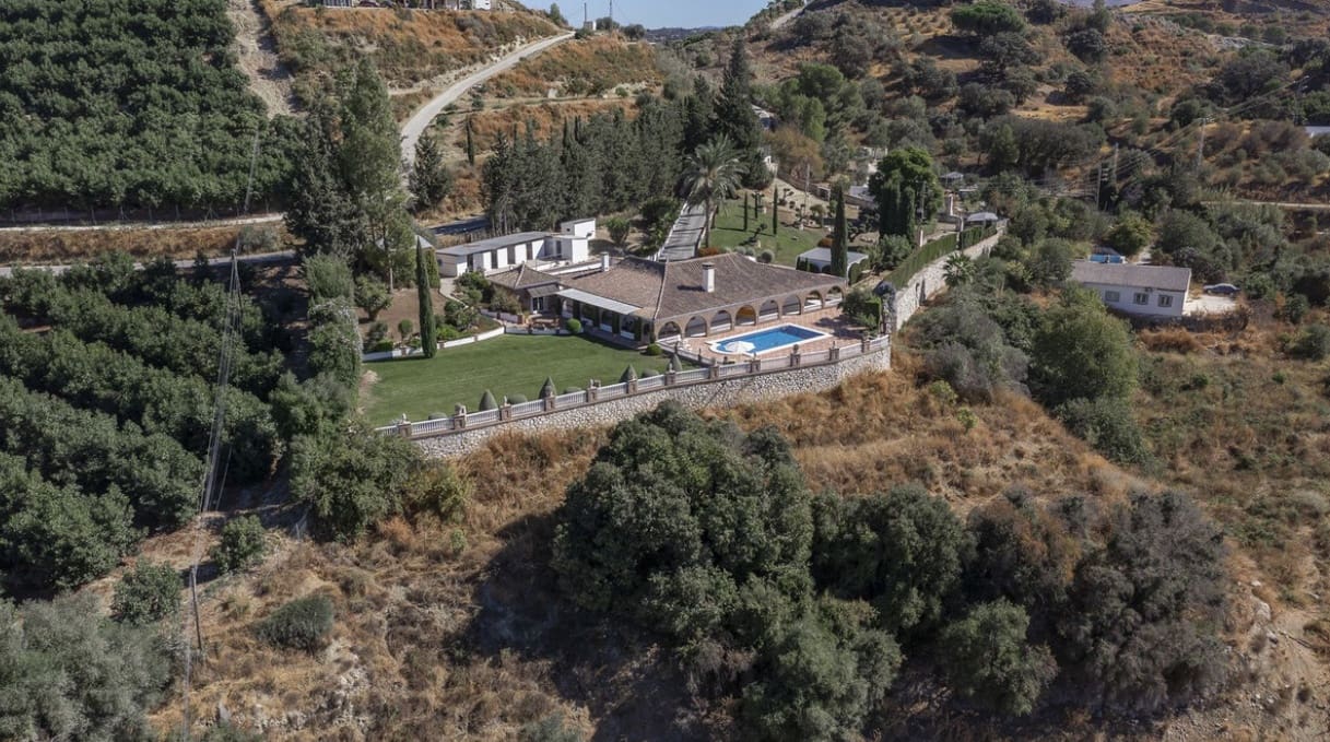 4 Zimmer Villa zu verkaufen in Coin mit Pool Garage - 950.000 € (Ref: 9616362)