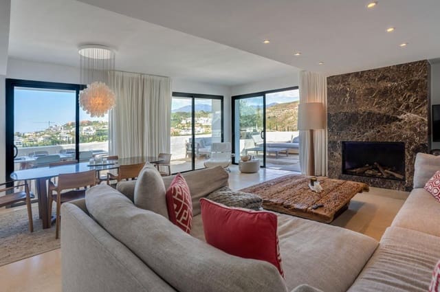 Ático de 3 habitaciones en Marbella en venta con piscina garaje - 1.250.000 € (Ref: 9616363)