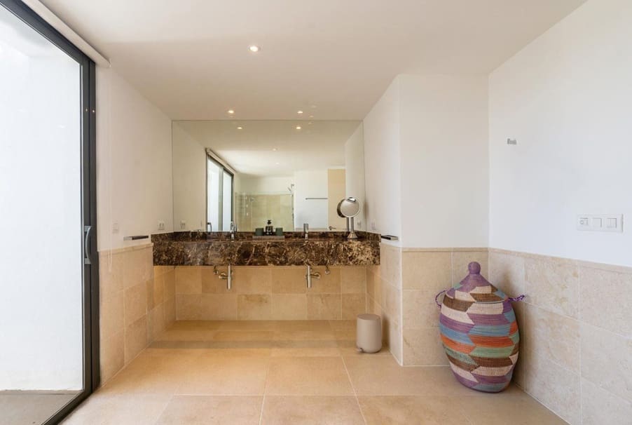 3 soveværelse Penthouse til salg i Marbella med swimmingpool garage - € 1.250.000 (Ref: 9616363)