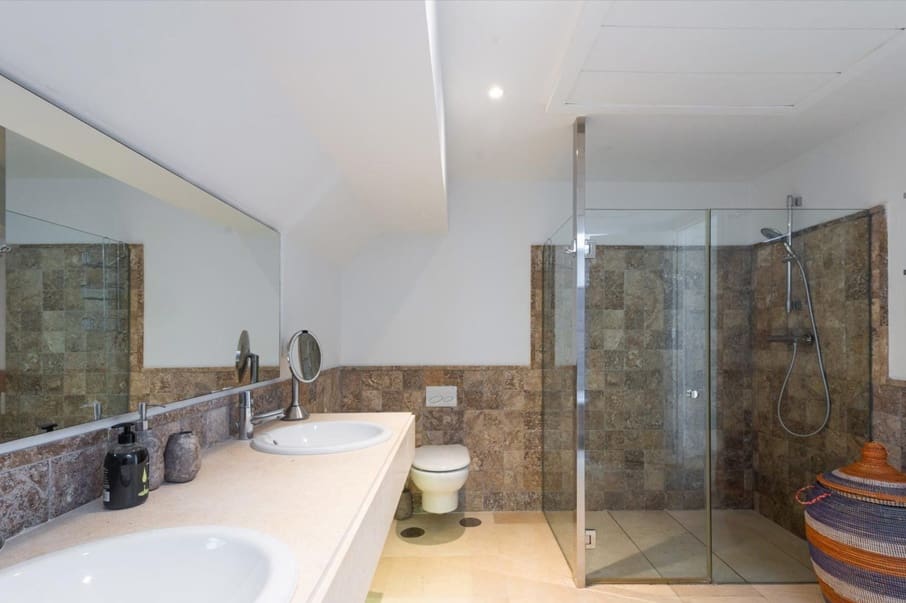 3 soveværelse Penthouse til salg i Marbella med swimmingpool garage - € 1.250.000 (Ref: 9616363)